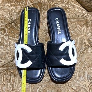 Chanel carbon slides